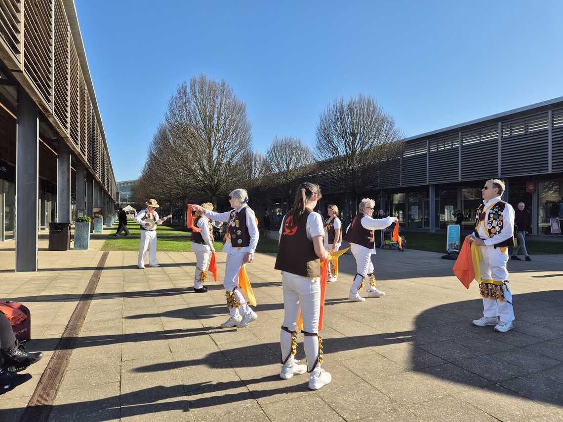 Bicester Garden Centre dancing 04 2025