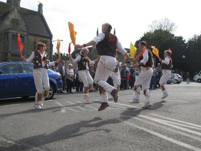 Dancing at Stow-on-the-Wold, Sunday 1st May 2011